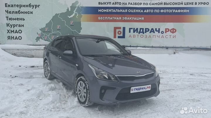 Крышка зеркала внутренняя правая Kia Rio 4 87660-H0010