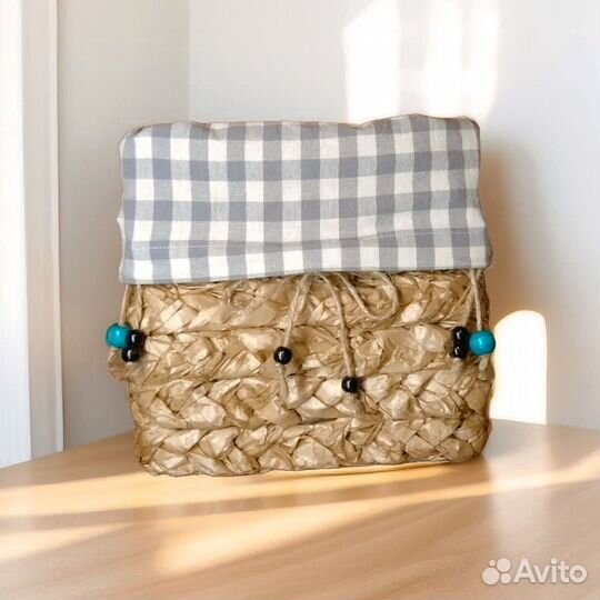 Коробка для хранения вещей