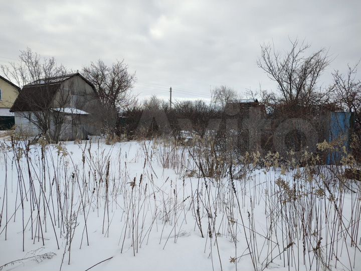 Дом 30 м² на участке 6 сот.