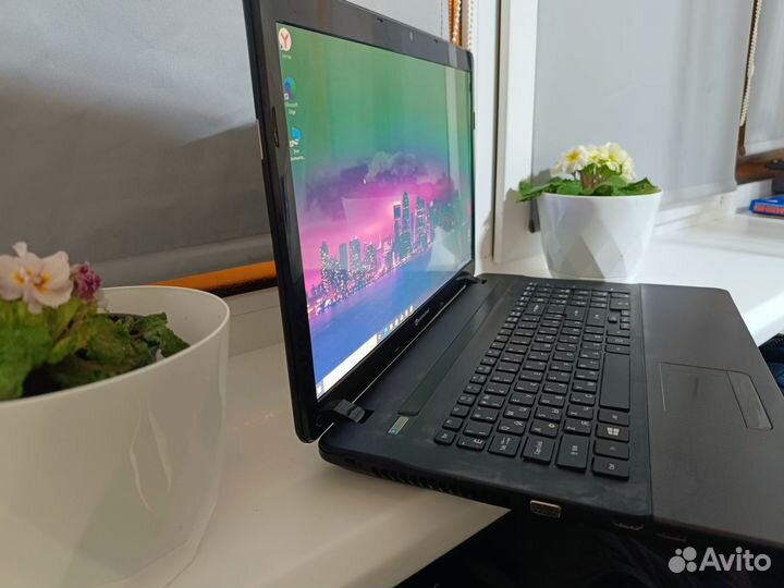 Ноутбук Packard Bell P7YS5