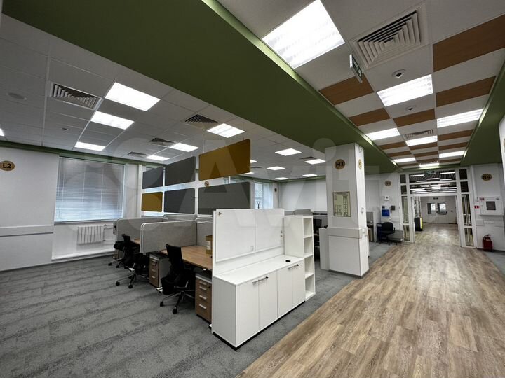 Офис, 1400 м²