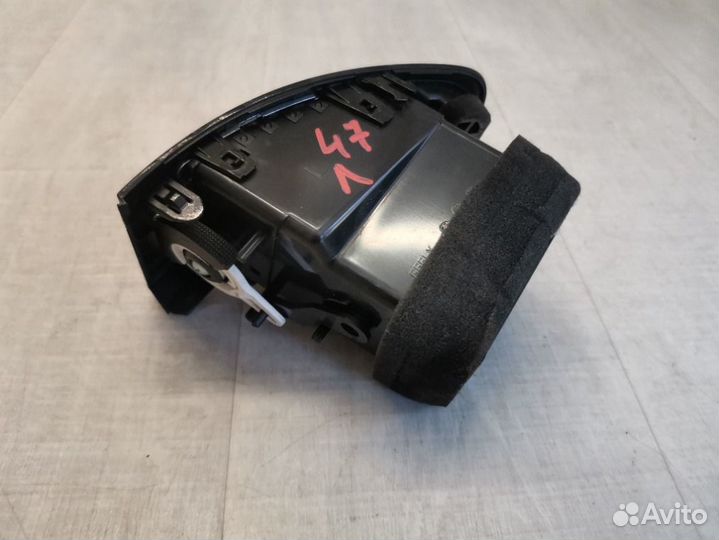 Дефлектор воздушный левый Geely Emgrand Ec7 1.5