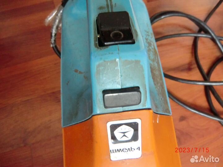 Пылесос шмель 4