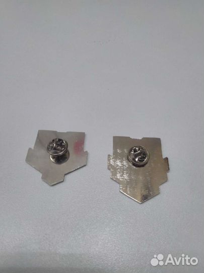 Эксклюзивные значки Intel