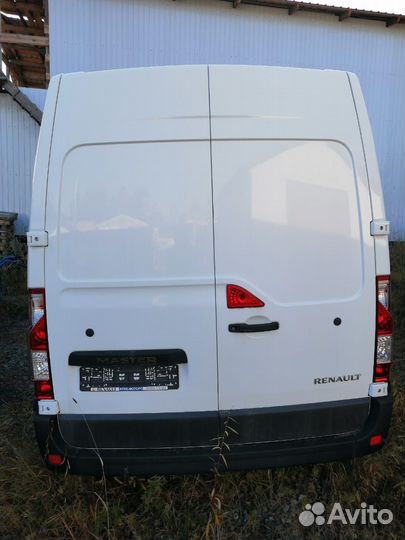 Renault Master цельнометаллический, 2013