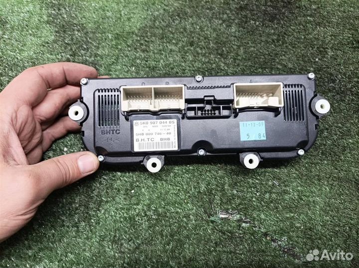 Блок управления климатической установкой VW Tigua