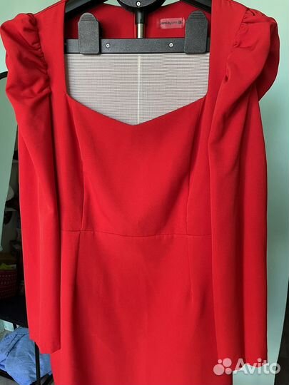 Платье красное 48 р