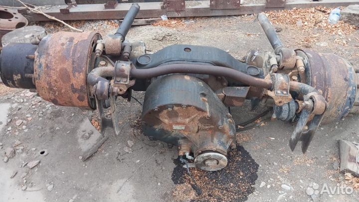 Задний мост