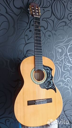 Гитара классическая полноразмерная