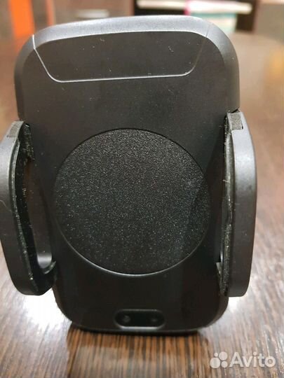 Беспроводная автомоб. зарядка с датчиком приближен