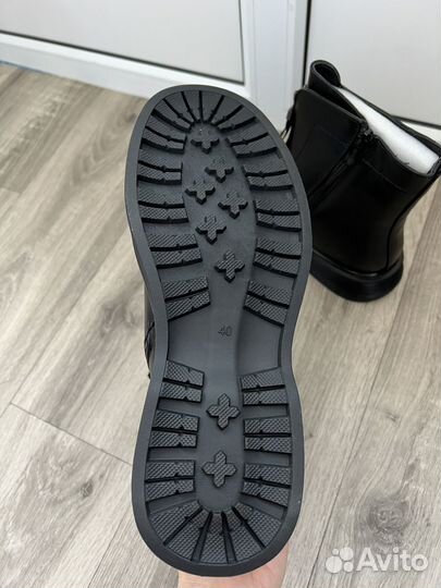 Ботинки женские новые