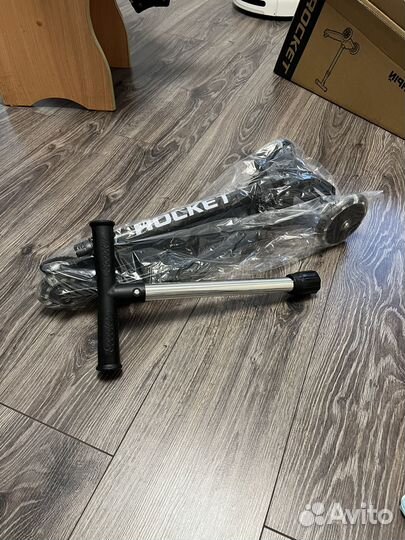 Детский трехколесный самокат