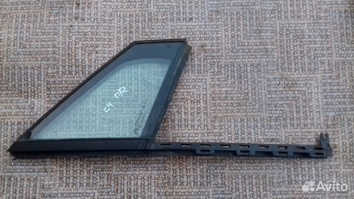 Стекло форточка Citroen C4 2013г