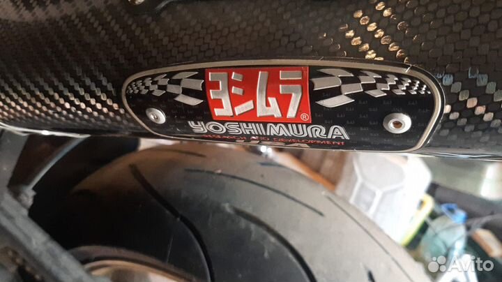 Yamaha r1 2010