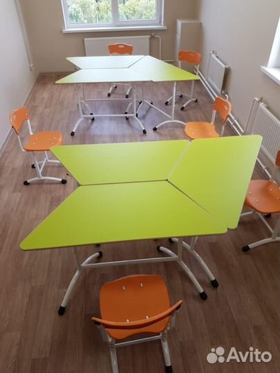 Стол парта бу +стул