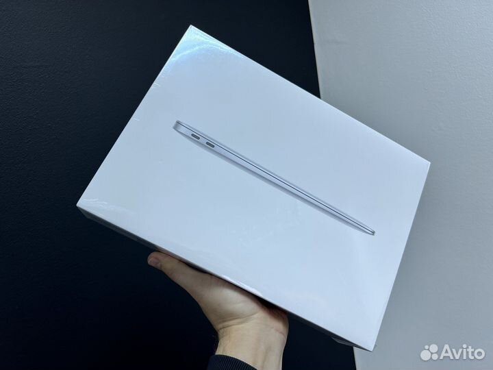 Новый / MacBook 13 Air M1 8/256gb+рус.клав