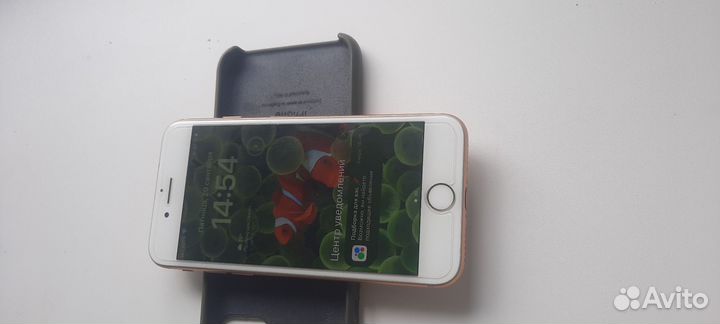 iPhone 8, 64 ГБ