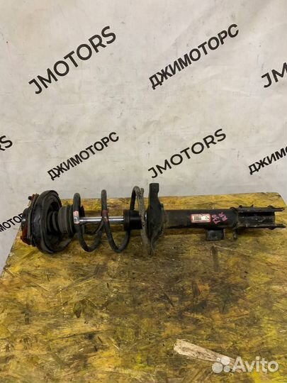 Амортизатор задний правый Nissan X-Trail Т30