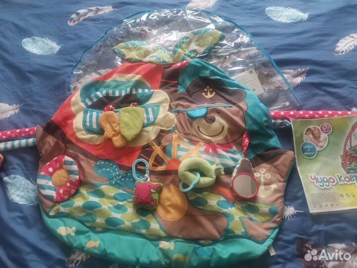 Детский коврик, мобиль, бортики в кроватку