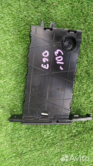 Подстаканник Bmw 3 Series E90 N46B20B 2006