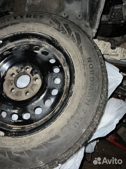 Колеса зимние шипованые в сборе Mitsubishi ASX R16