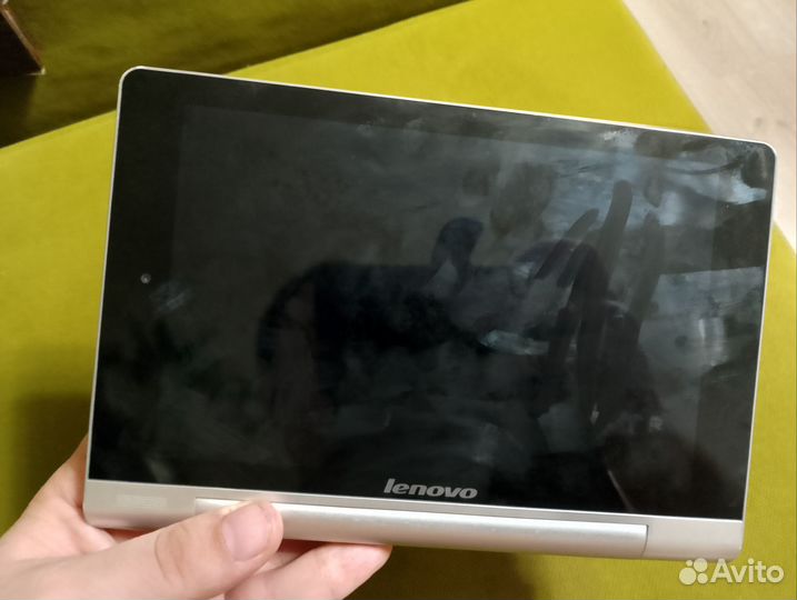 Продаётся планшет Lenovo yoga tab 8