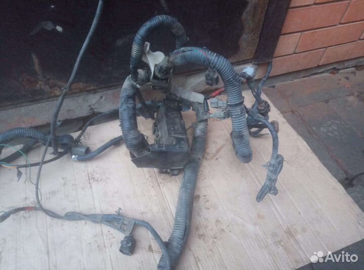 Проводка передняя подкапотная Ниссан primeraр12