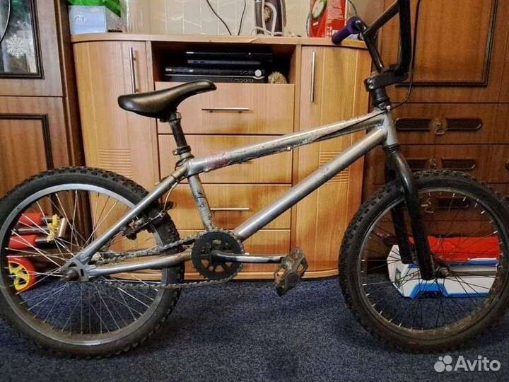 Трюковой велосипед бмх