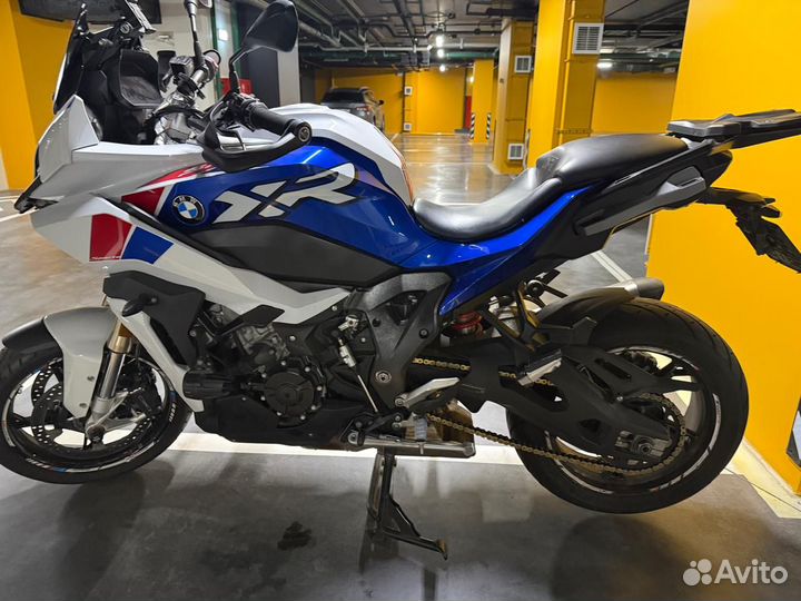 BMW S1000XR