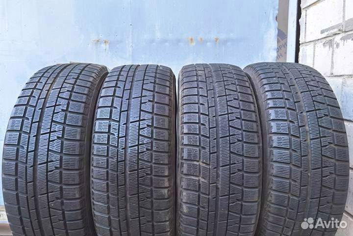 Yokohama Ice Guard IG50+ 215/55 R17 97V