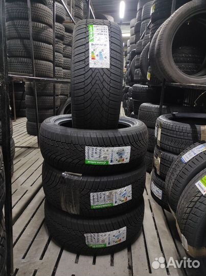 Grenlander IceHawke 1 235/50 R19 и 255/45 R19 103V
