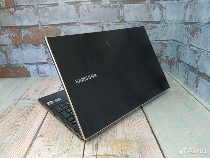 Мощный ноутбук Samsung intel-i5/8Gb/2видеокарты