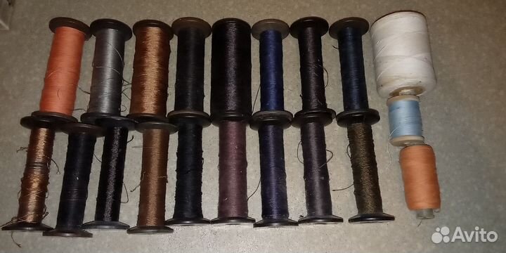 Катушки с нитками СССР