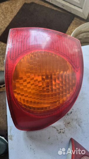 Задние фонари toyota corolla e 110