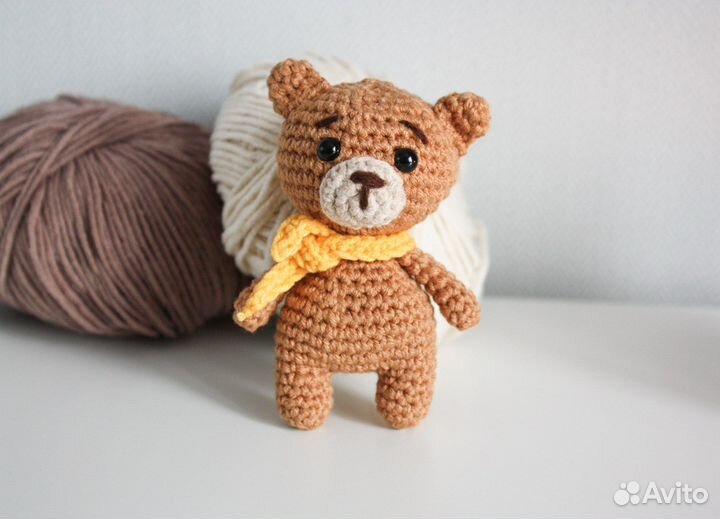 Вязаные маленькие мишки