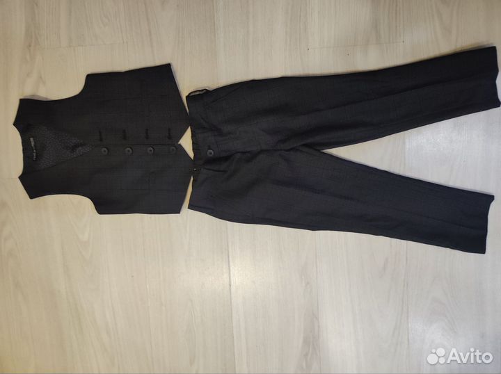 Костюм next 110 5-6 лет