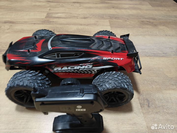 Машинка на радиоуправлении