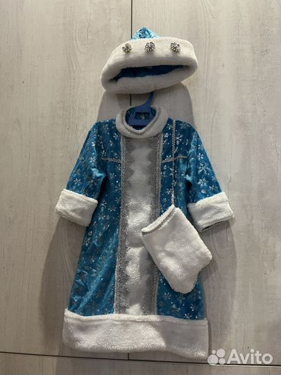 Новодний костюм, платья