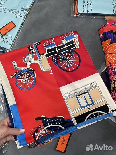 Шелковый платок Hermes