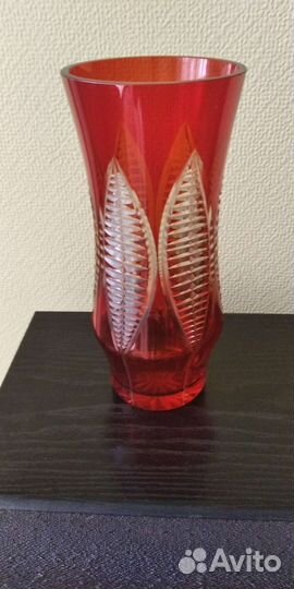 Красный двухслойный хрусталь