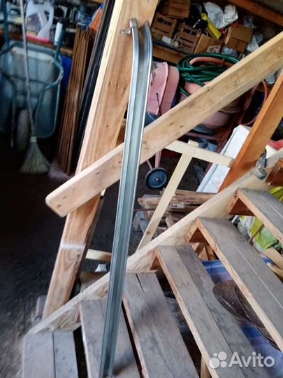 Салазки для двери спринтера