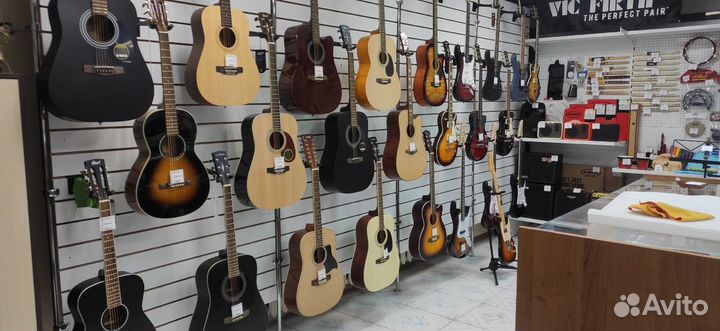 Гитара акустическая с чехлом Parkwood S21-GT