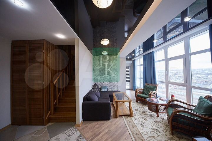 3-к. квартира, 117,4 м², 9/10 эт.