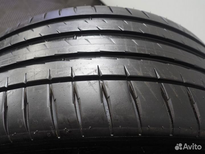 Michelin Pilot Sport 4 245/45 R19