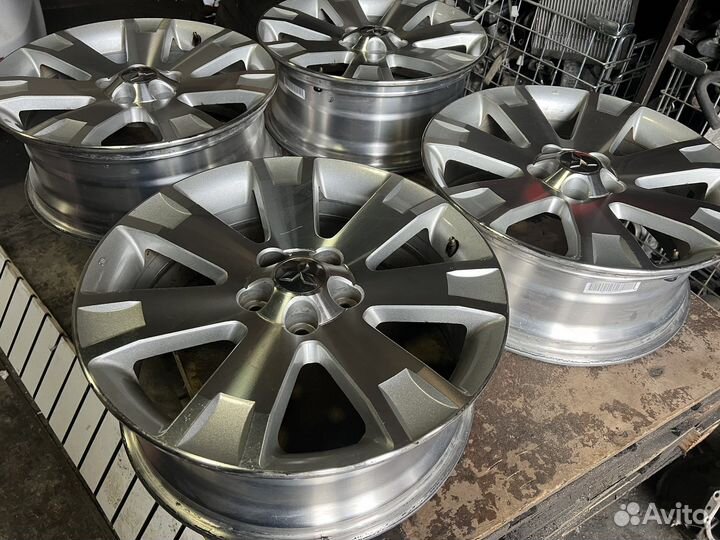 Диски литые R18 Mitsubishi Outlander