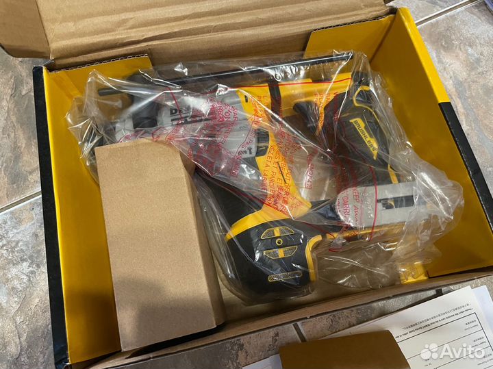 Аккумуляторный перфоратор dewalt DCH172