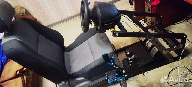 Кокпит для симрейсинга