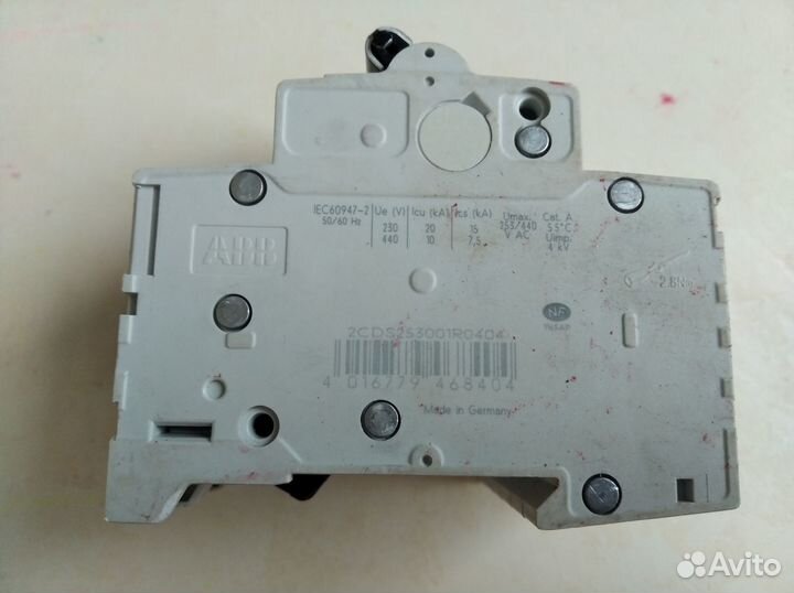 Автоматический выключатель ABB s203 c40 6kA