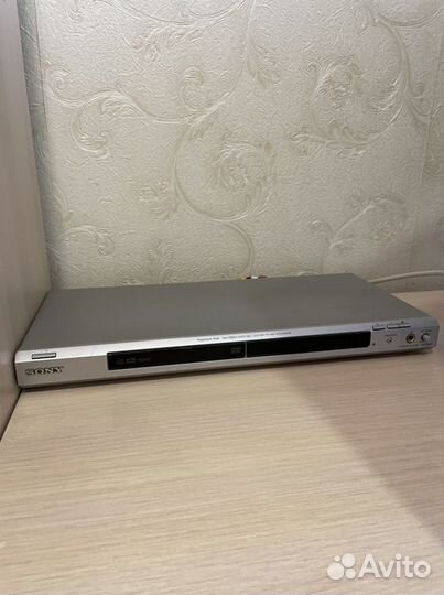 DVD плеер Sony