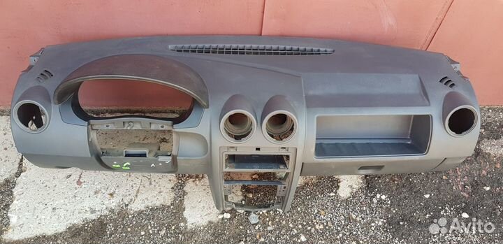 Торпедо рено логан 1